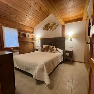 De Madera Valle De Orenetes Apartamento Incles