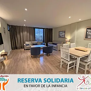 Valle De Deluxe Mikka 3000 Apartamento Incles